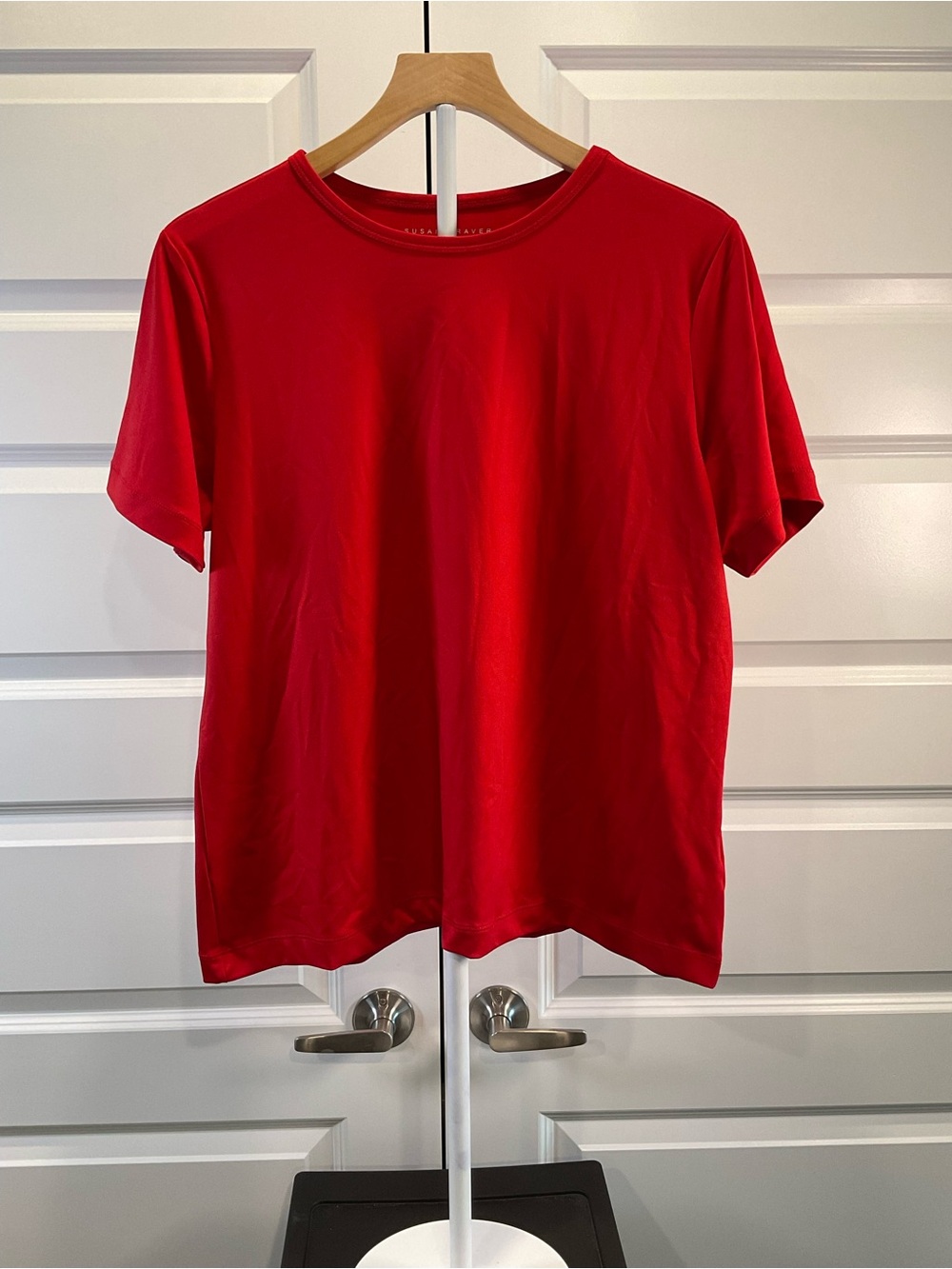 Susan Graver Red Short Sleeve Crew Neck Tee